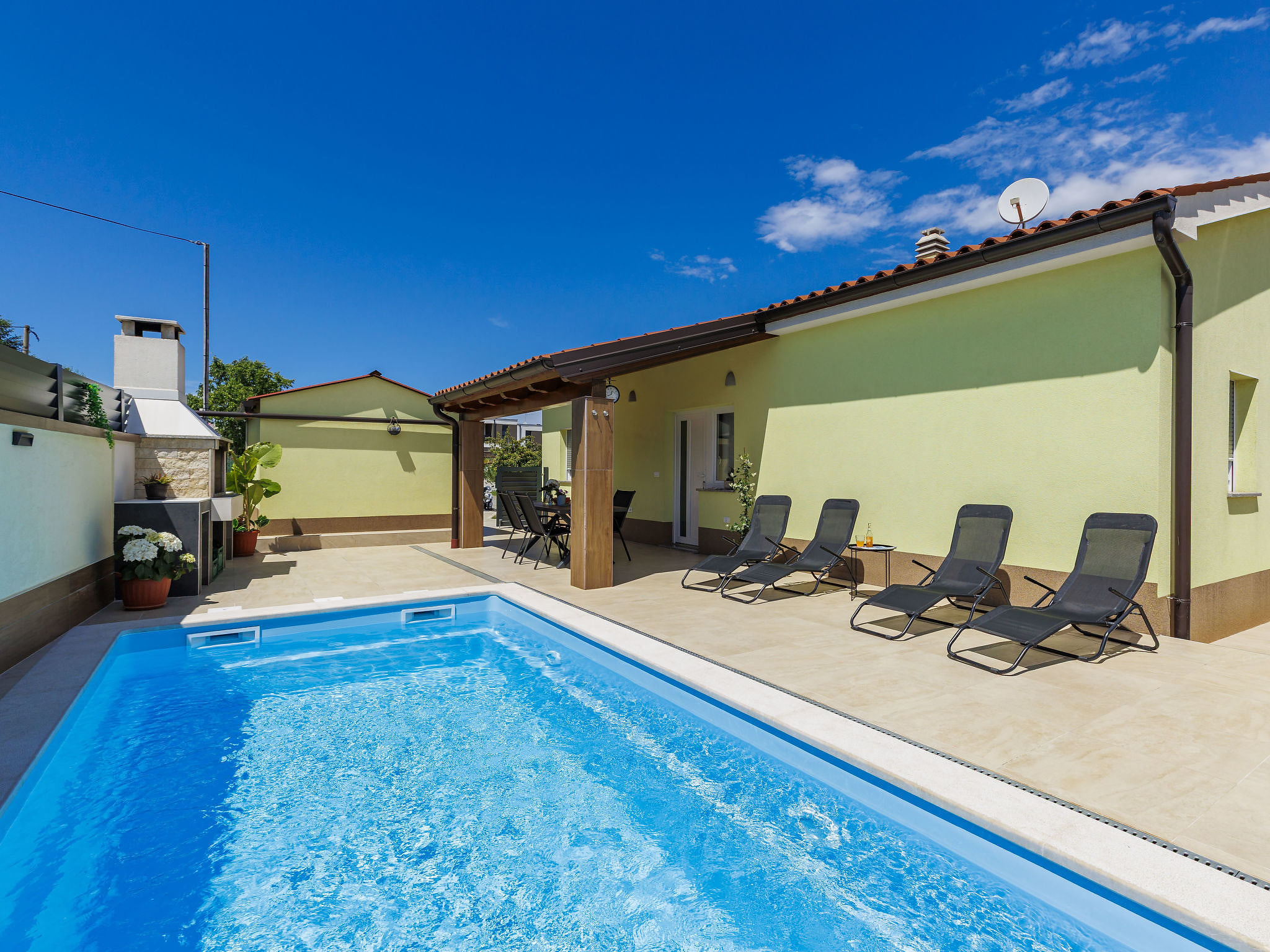 Pool Outdoor