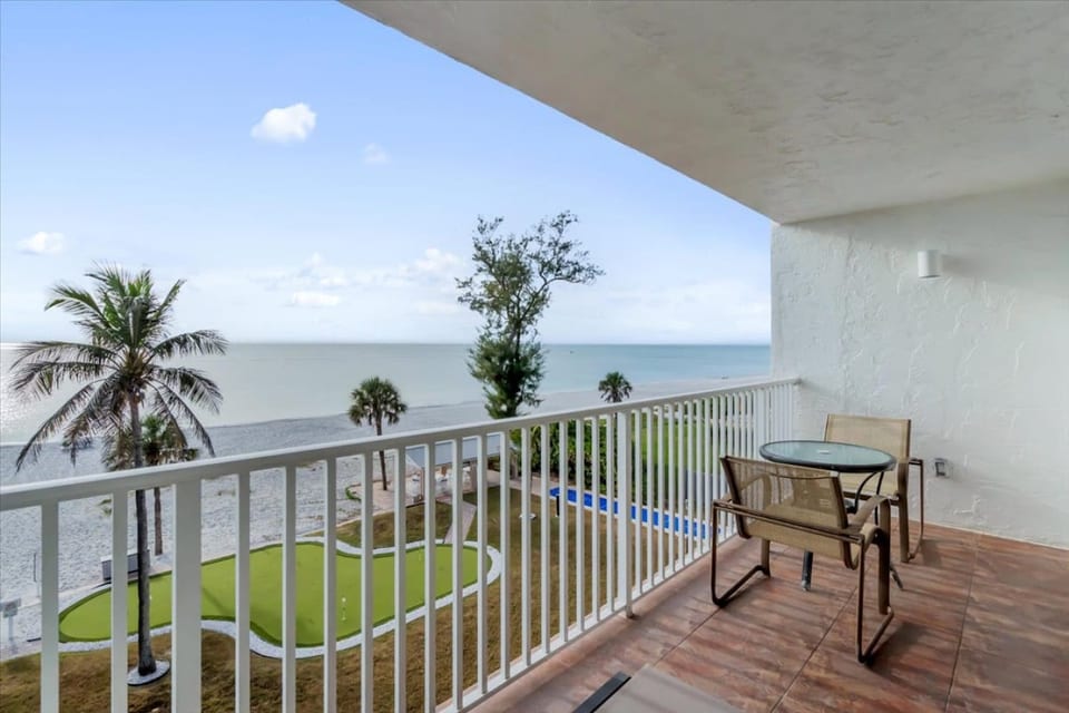 balcony + Gulf view