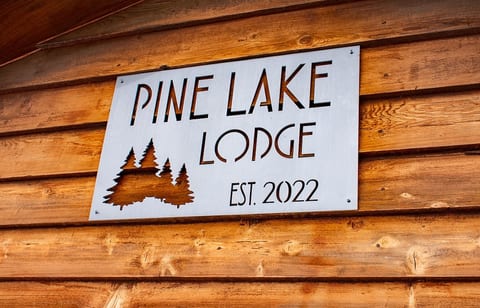 Welcome to Pine Lake Lodge!
