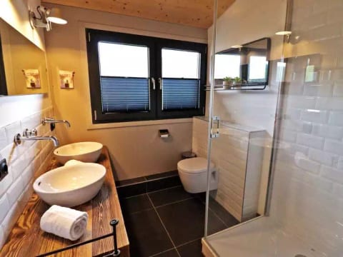 Superior #11 IR-Sauna&Sprudelwanne