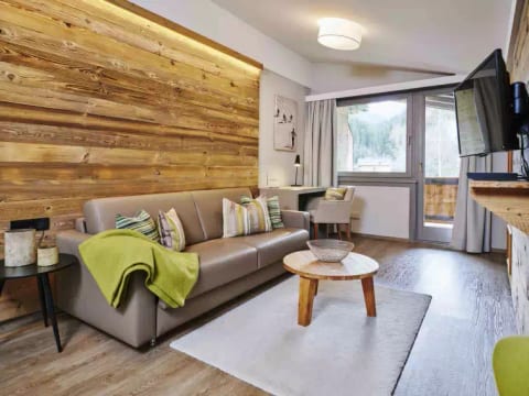 Juniorsuite bis zu 4 P &Wellnessbereich
