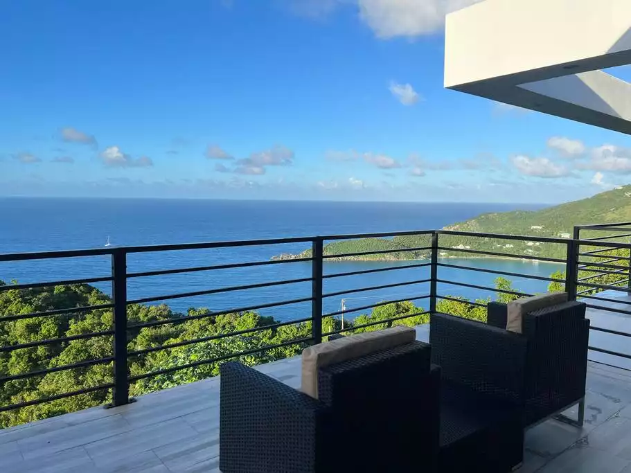 serene-stunning-and-modern-villa-modere/