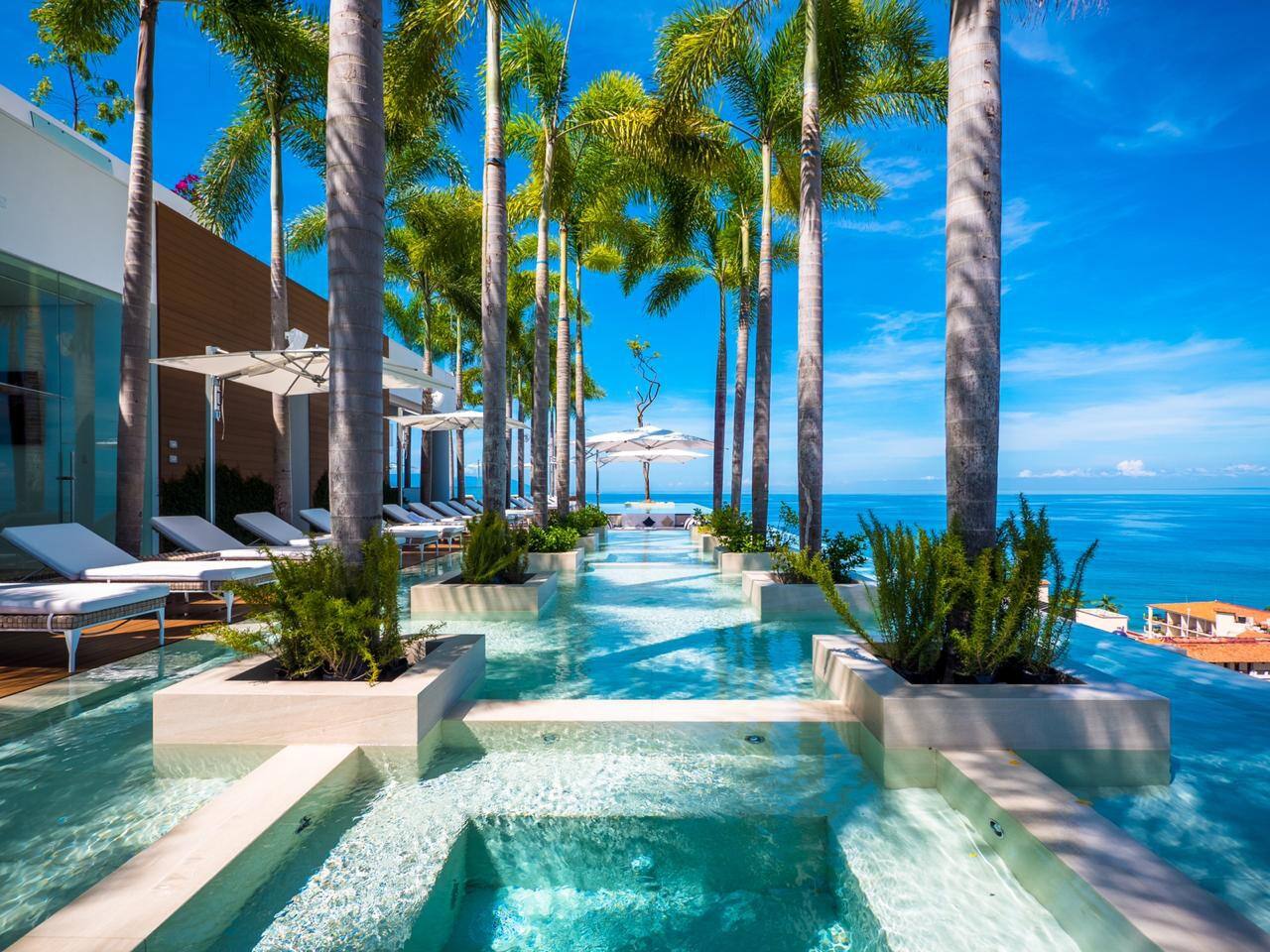 One of two hot tubs!