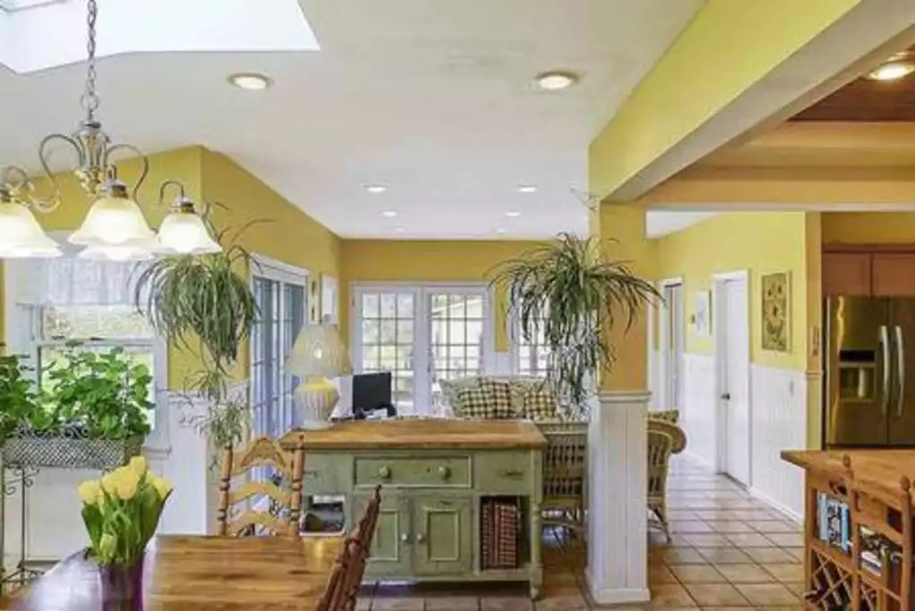Kitchen breakfast area (shared space) - Eagle studio large apartment - Andes