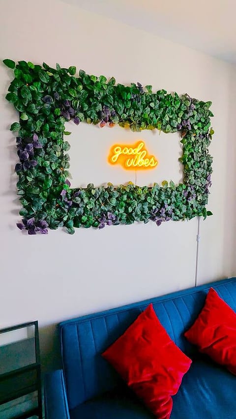 Charming decor with vibrant vibes