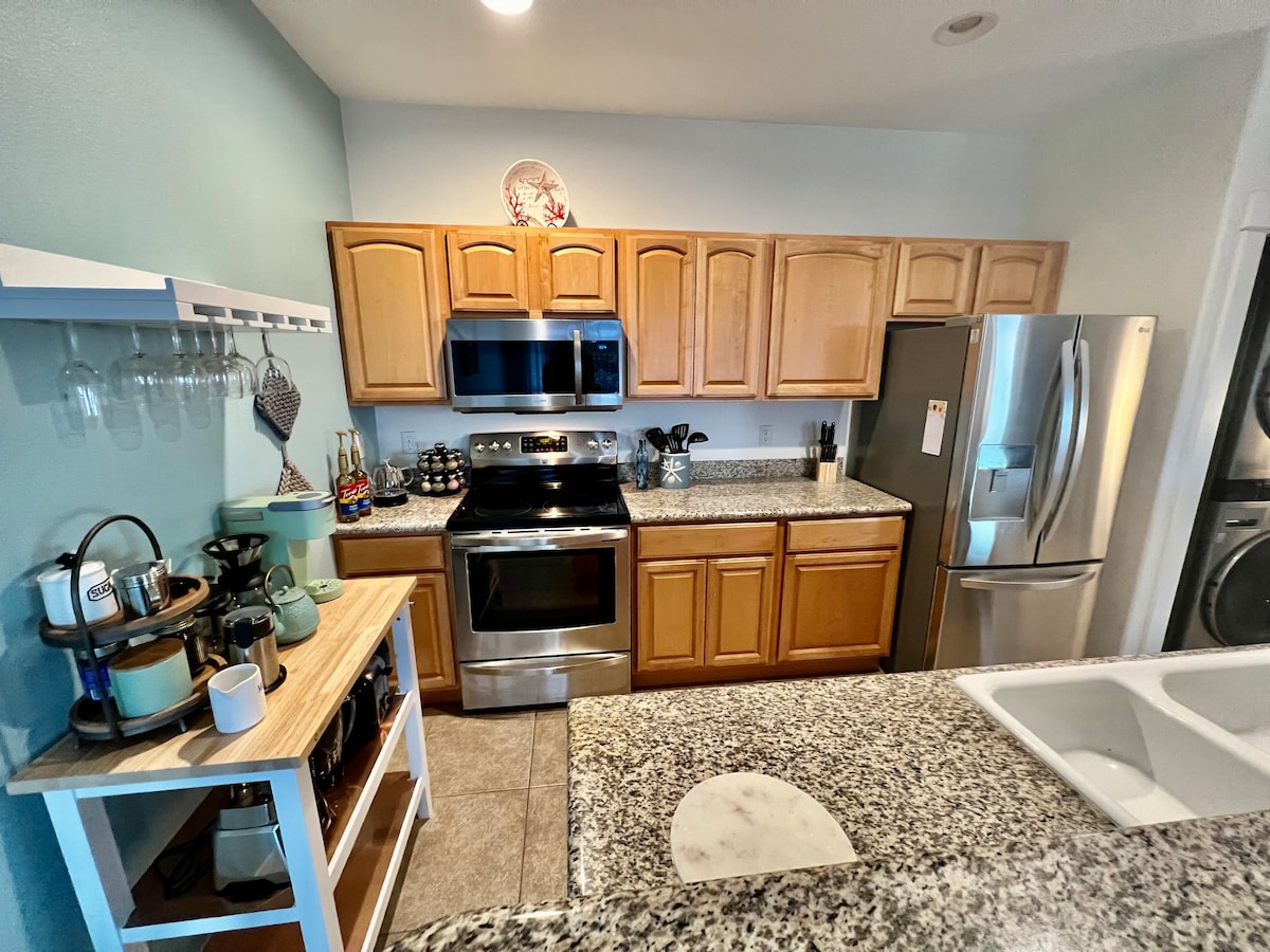 ocean-view-1-br-beach-pool-hot-tub/