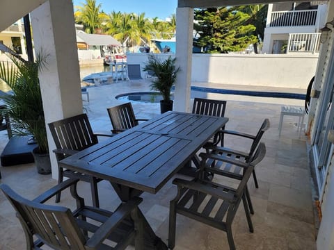 Pool-2 HotTubs-Boat Lift-Easy Access to Gulf&Ocean
