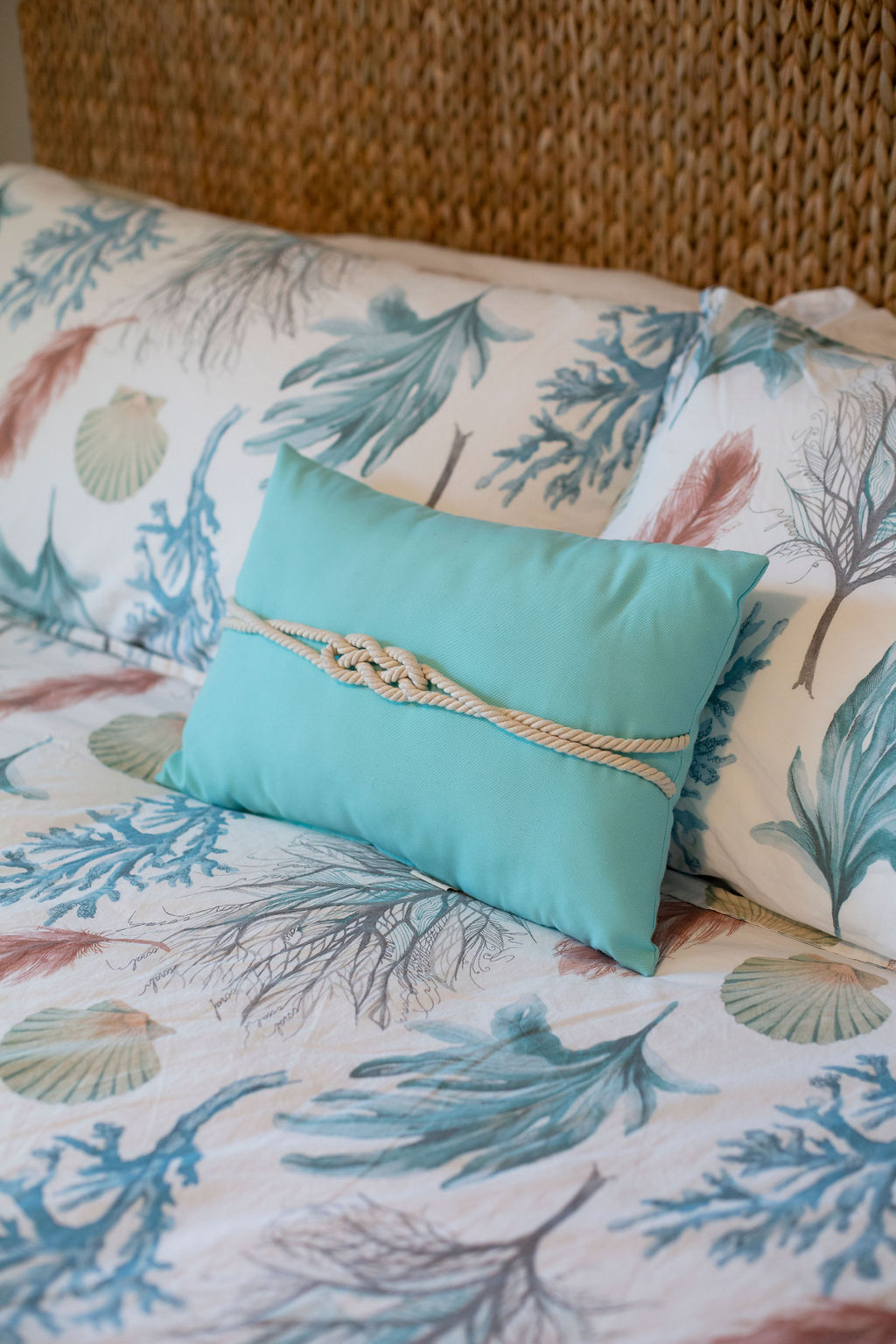 1-br-beach-king-bed-hot-tub-jetted-tub/