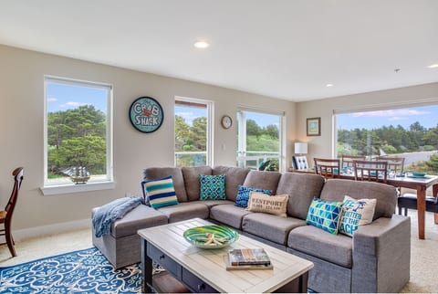The condo is spacious and looks onto the state park and surrounding trees.