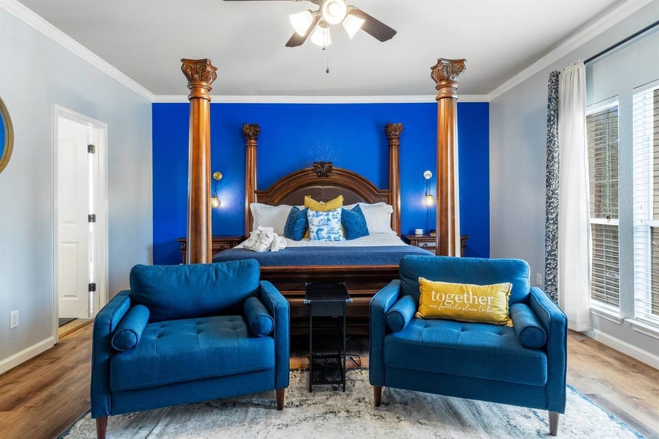 Master Bedroom #1 with King-size bed - Upstairs. The bed can be elevated using the motorized feature.