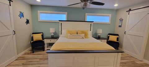 Family friendly coastal home min from beach/bay!