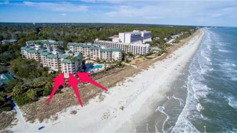 3 oceanfront balconies directly on the beach