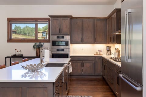 A Cooks Dream: a well stocked kitchen with everything you need