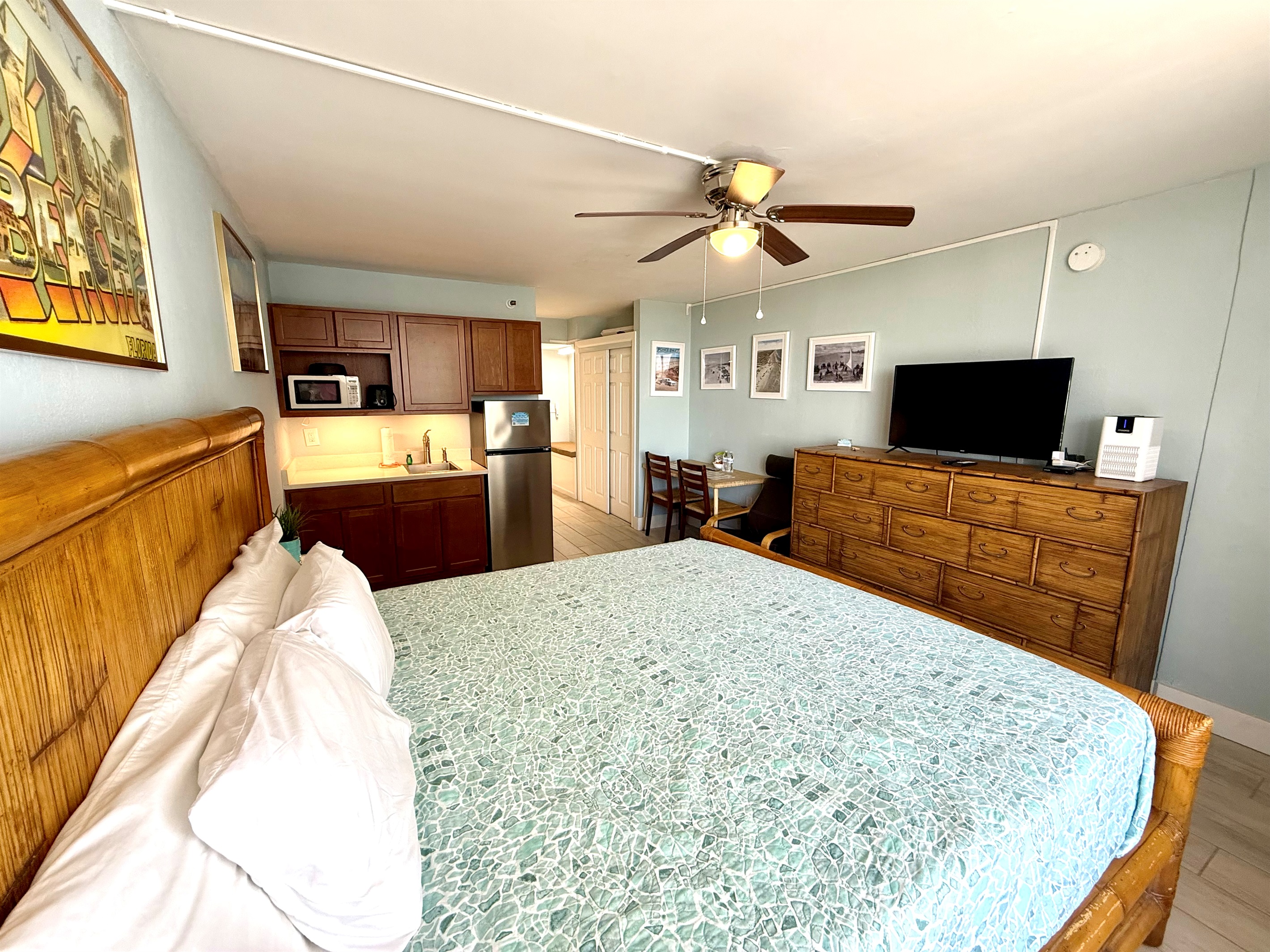 Retro Daytona Condo