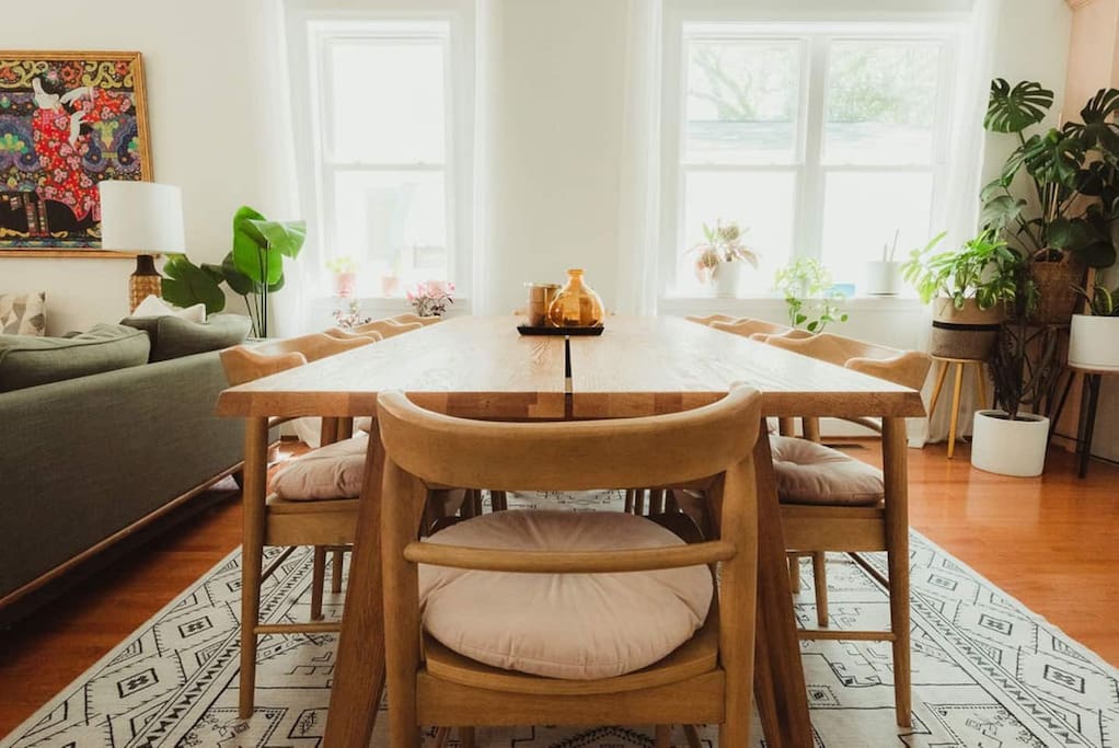 Huge Beach Home | 2 King Bds | Backyard Dining