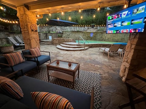 Exceptional entertainment - inside and out. Swivel the 4K TV and cheer on your team from the shaded hot tub.