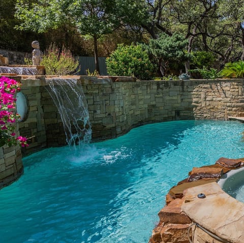 You’ve arrived to your own secluded high-end resort. No pool hours to obey; it’s all yours.