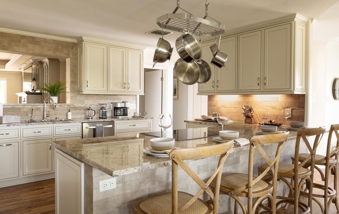 Fancy Like - Reserve with no Airbnb / VRBO fee