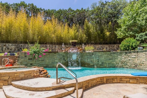 You're here. And it's all yours. A private resort. The pool is heated to 87 degrees so you can jump right in. The grounds are completely secluded. Enjoy the peace and quiet - you deserve it.