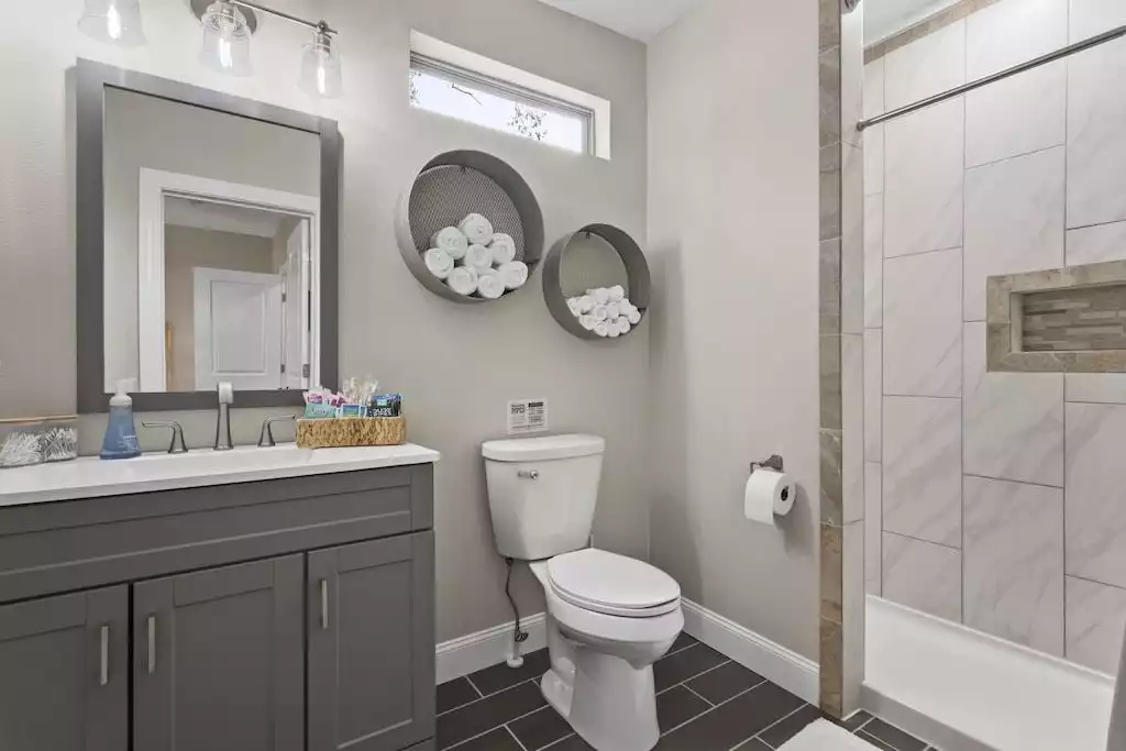 Updated and upscale private master bathroom Updated and upscale private master bathroom - NEW Gulfport Cottage Near Beach! - Gulfport