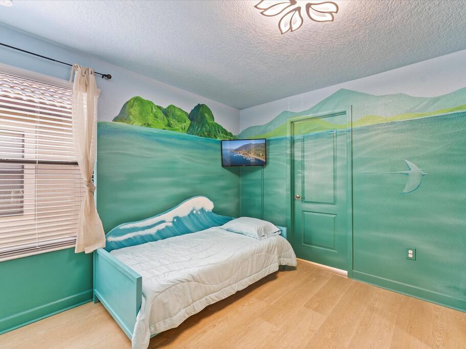 Immersive Moana Bedroom | Upstairs | Custom Motunui Hut Bunk Bed | Ocean Wave Twin Bed | 
 32" Roku TV | Connection to Avengers Bedroom | Beautiful Murals of Moana, Maui, Hei Hei, Pua, Te Fiti, and Pixar's Lava | Shares Bathroom with Ratatouille Room - Magical Portal House: Fully Disney Themed Villa - Davenport