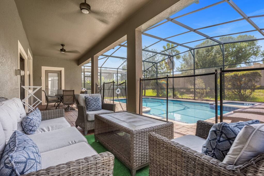 For your children's safety, we have a pool fence and pool alarms on the two doors from the house with access to the pool that make noise if opened without pressing the button, alerting you that kids will be outside by the pool. - Magical Portal House: Fully Disney Themed Villa - Davenport