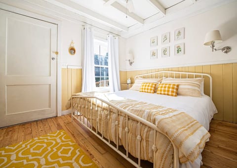 Bedroom. Opens to deck.