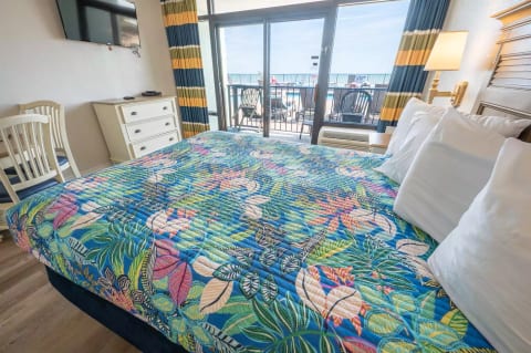 Bedroom/Living Area that Overlooks Ocean and Pools