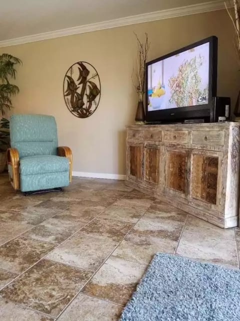 181 Grand Island Blvd ~ Vacations by Fayla~ 2/2.5