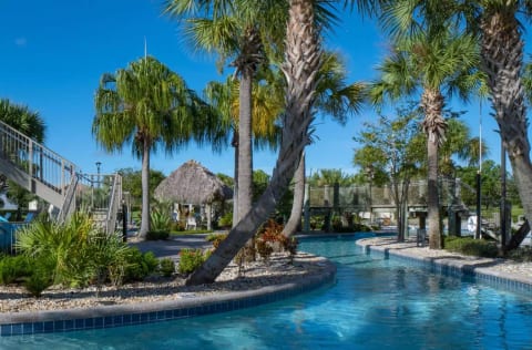 Rolling Skies Poolside Cinema | Free BBQ | Near Disney