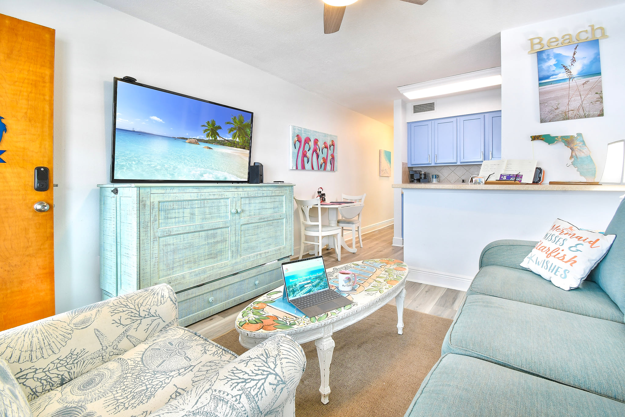 Funshine Sunset Beach - Steps from the beach!!