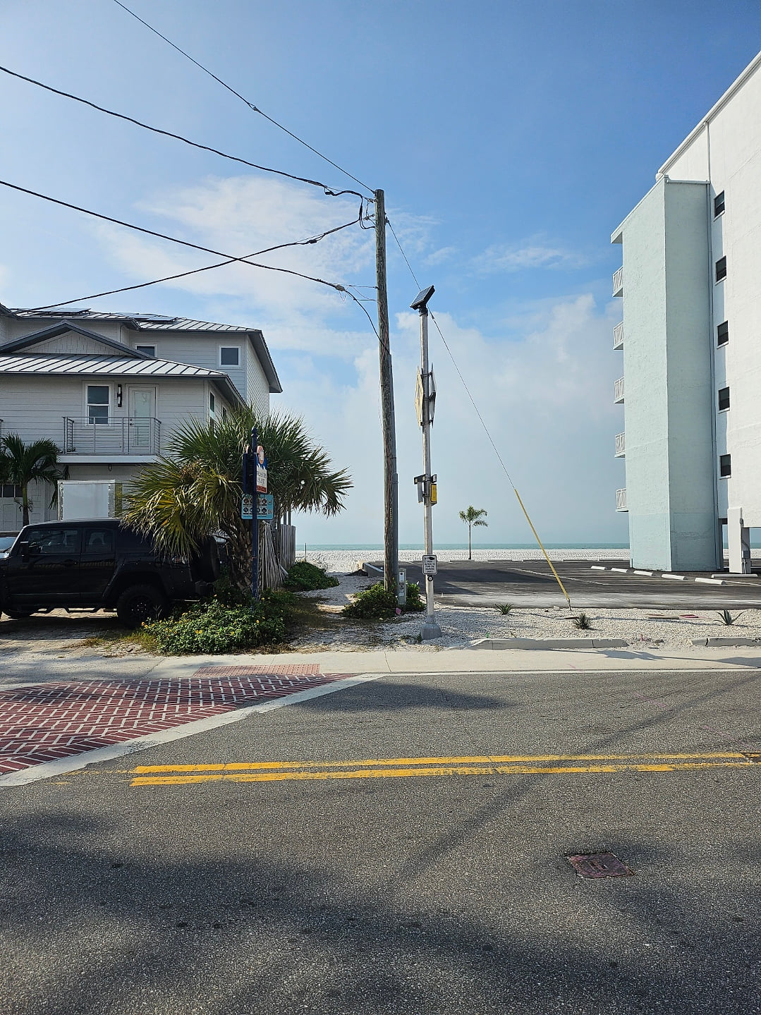 Funshine Sunset Beach - Steps from the beach!!