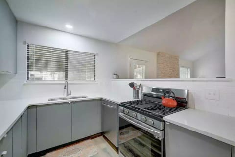 Downtown Round Rock Retreat