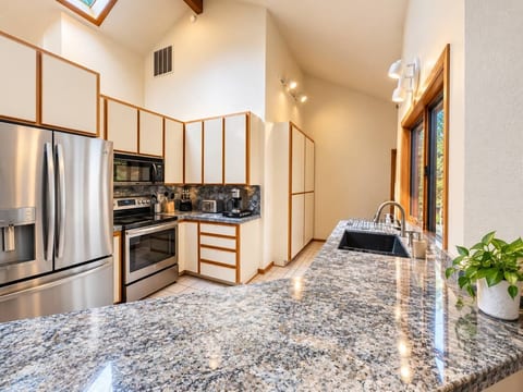 The Sunriver Cascade House