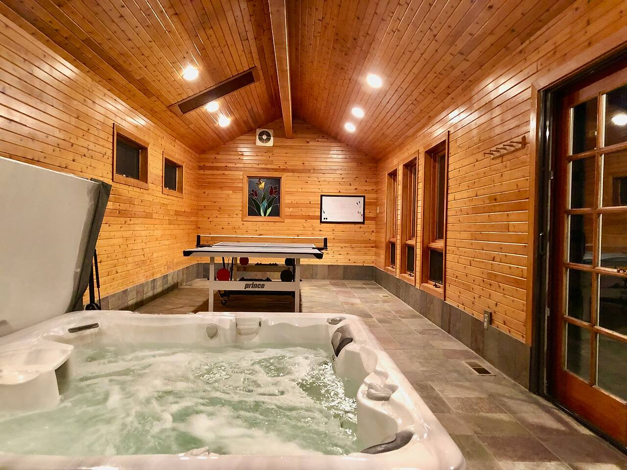 Spa & Ping Pong Room