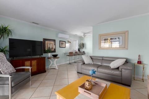 Bluff Bungalow 