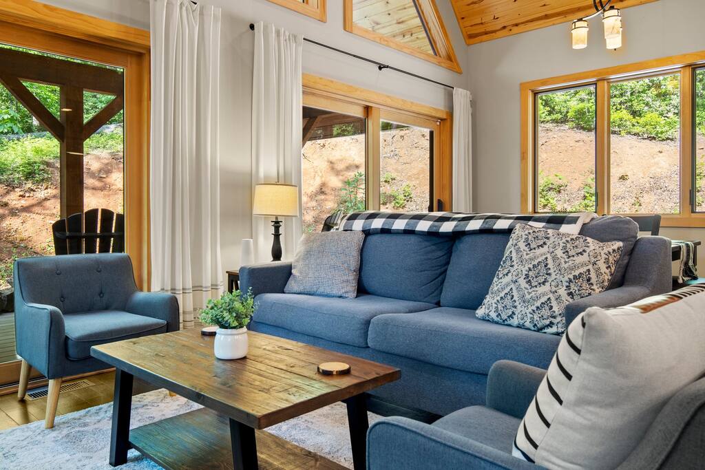 Mountain Hideaway - Minutes to the Blue Ridge Pkwy