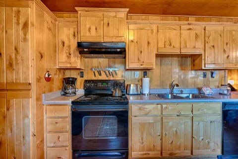 Greer River's Edge Cottage