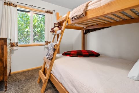Bunkbeds. Twin over Full. Dresser and large closet.