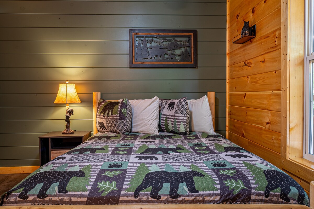 Paradise at the Smokies Cabin