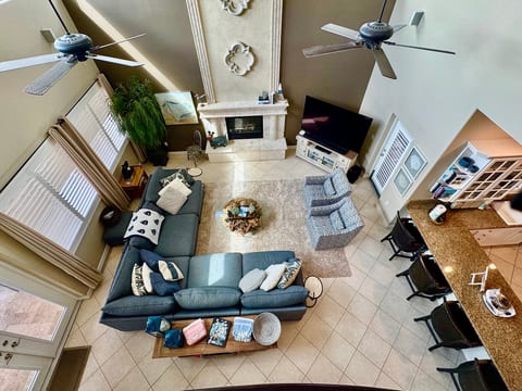 The Blue Heron Riverfront Retreat