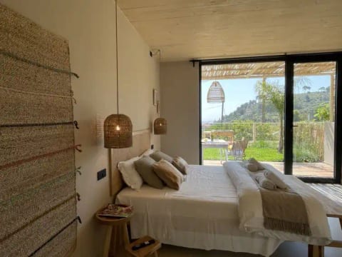 Casa Mia 2