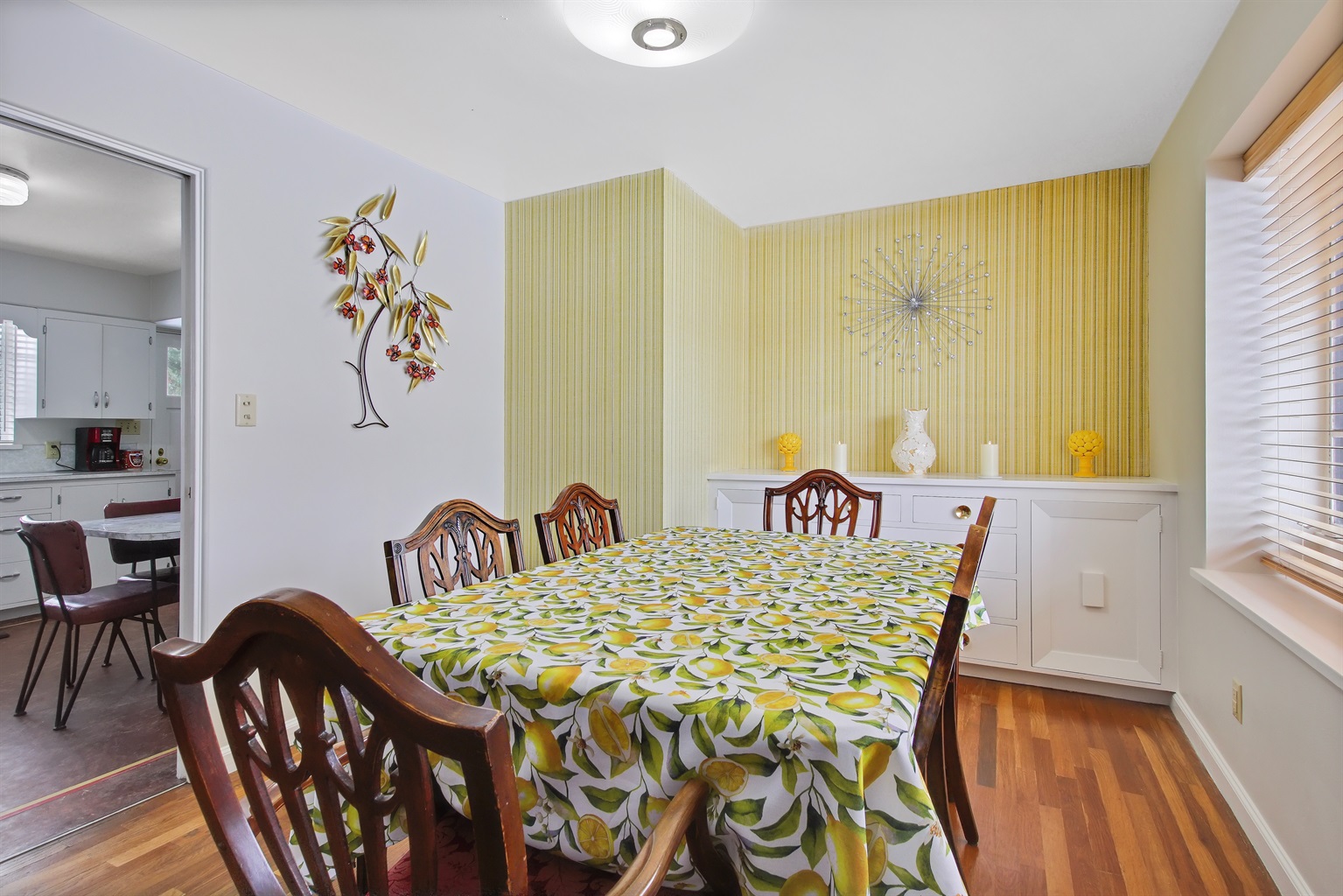 feeling-groovy-vintage-1960's-home-in-boise-bench-3-bed3-bath/