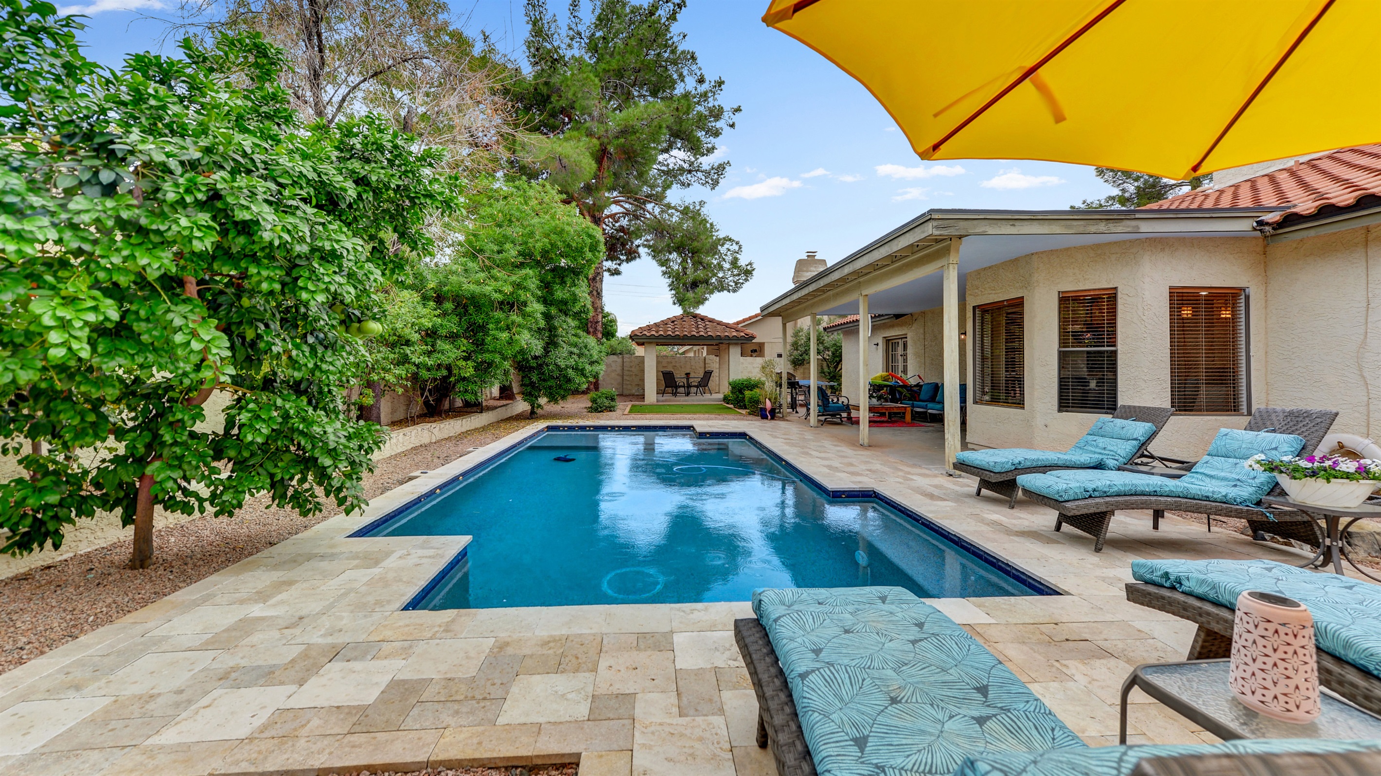 Heated Pool with Baja Shelf