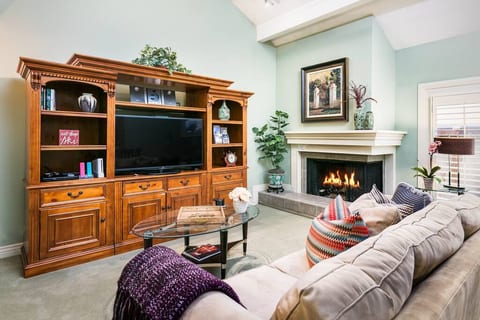 Canyon Racquet Townhome Gorgeous REMODEL