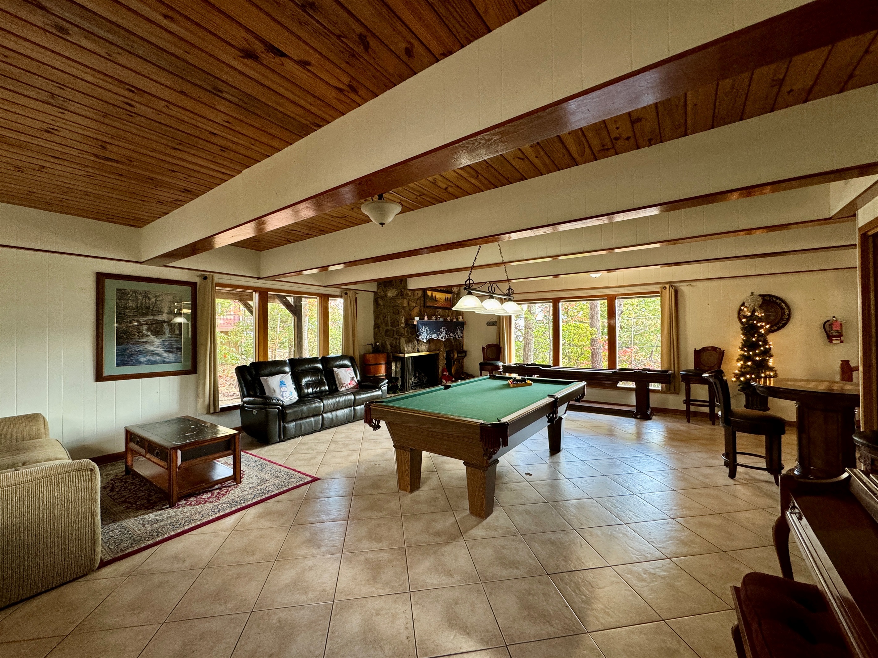 CHRISTMAS GAME ROOM VIEW