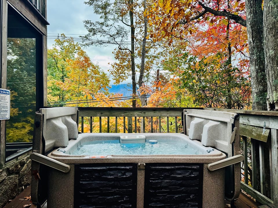 FALL HOT TUB VIEW