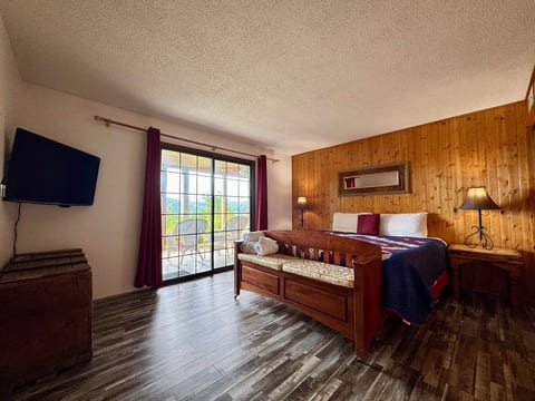 Peaceful Haven Log Cabin Pigeon Forge
