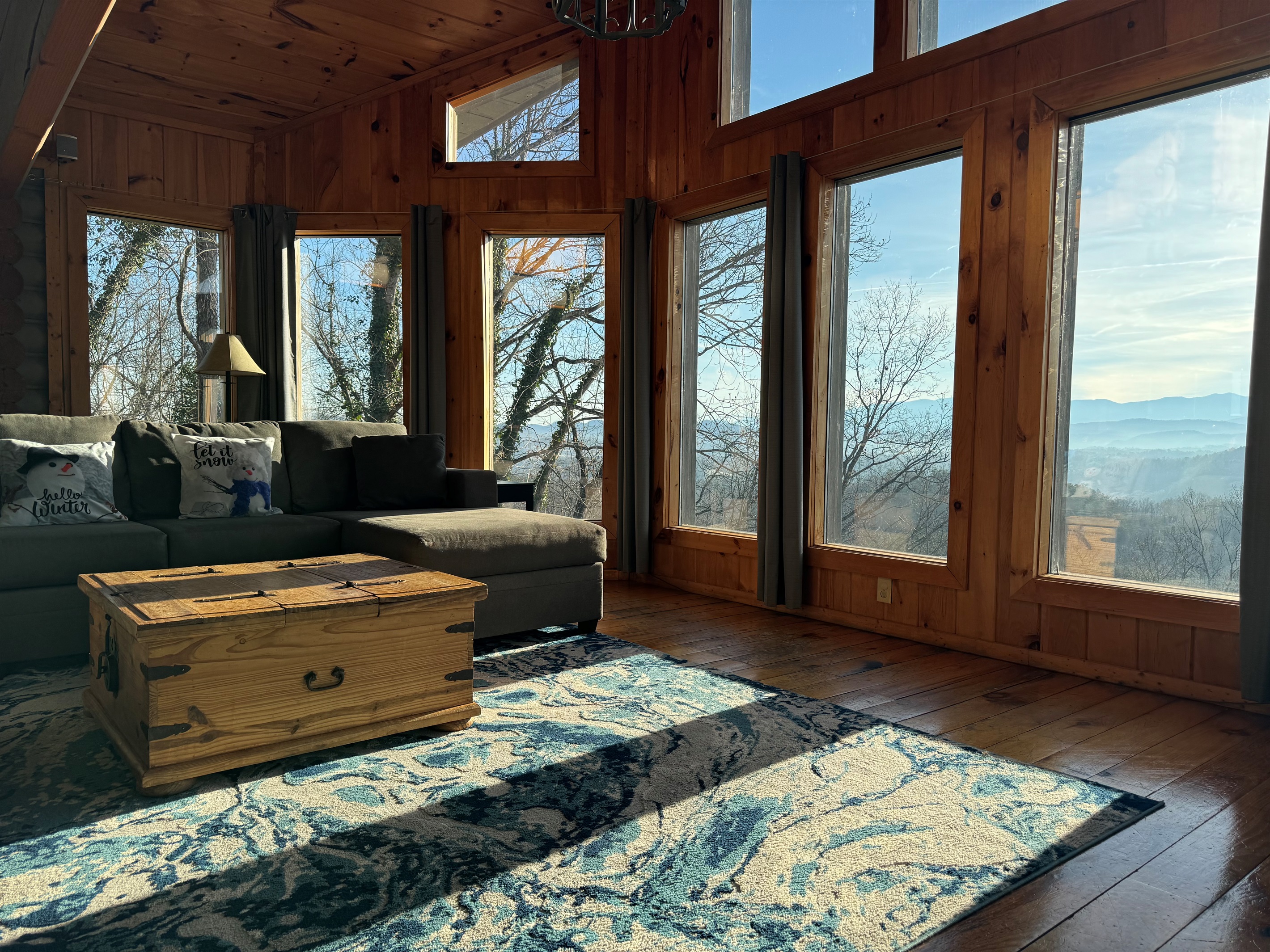 WINTER FAMILY ROOM VIEW