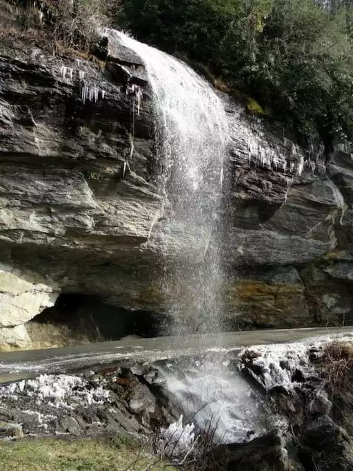 Bridal Veil Falls - Highlands
Just one of many nearby waterfalls Bridal Veil Falls - Highlands
Just one of many nearby waterfalls - Trout House Mountain Retreat - Spacious 3BR 2BA - Glenville